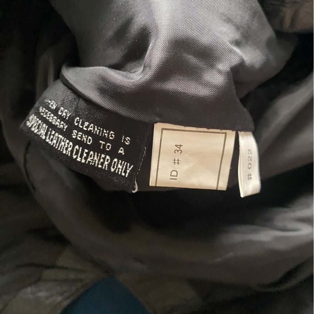 VINTAGE LEATHER SKIRT - Picture 8 of 10